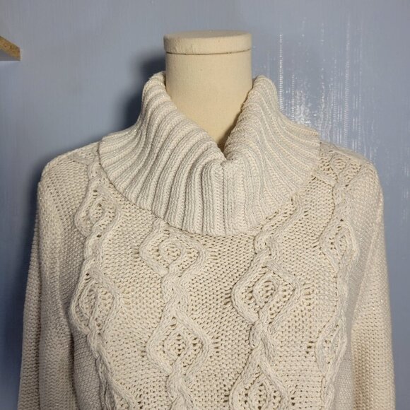 Ann Taylor Loft Medium White Silver Shimmer Cable Knit Longsleeve Turtleneck - Picture 2 of 8